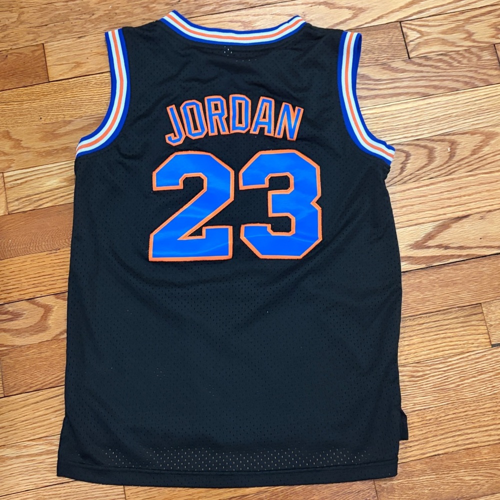 Tune Squad Kids Michael Jordan Black Basketball Jersey
Youth small - Picture 2 of 3